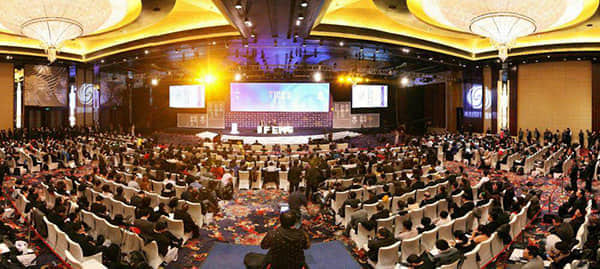 AI翻译“神器”亮相广交会 仅2秒响应时间 实现“用户开口，译文同步”！