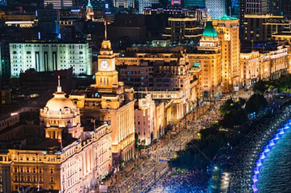 AI翻译“神器”亮相广交会 仅2秒响应时间 实现“用户开口，译文同步”！