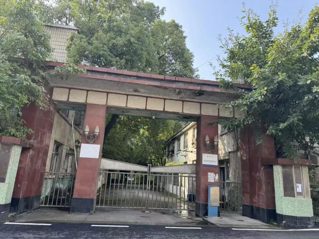 北大医药董事长徐晰人被抓前 警方去集团厂区调查过！内部人士：集团资产被其处置 巨额资金去向不明